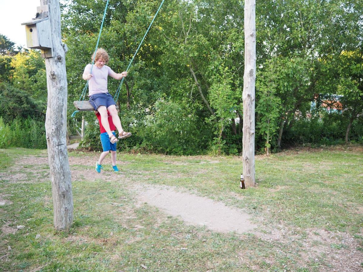 Inch Hideaway Eco Camping Whitegate  Εξωτερικό φωτογραφία