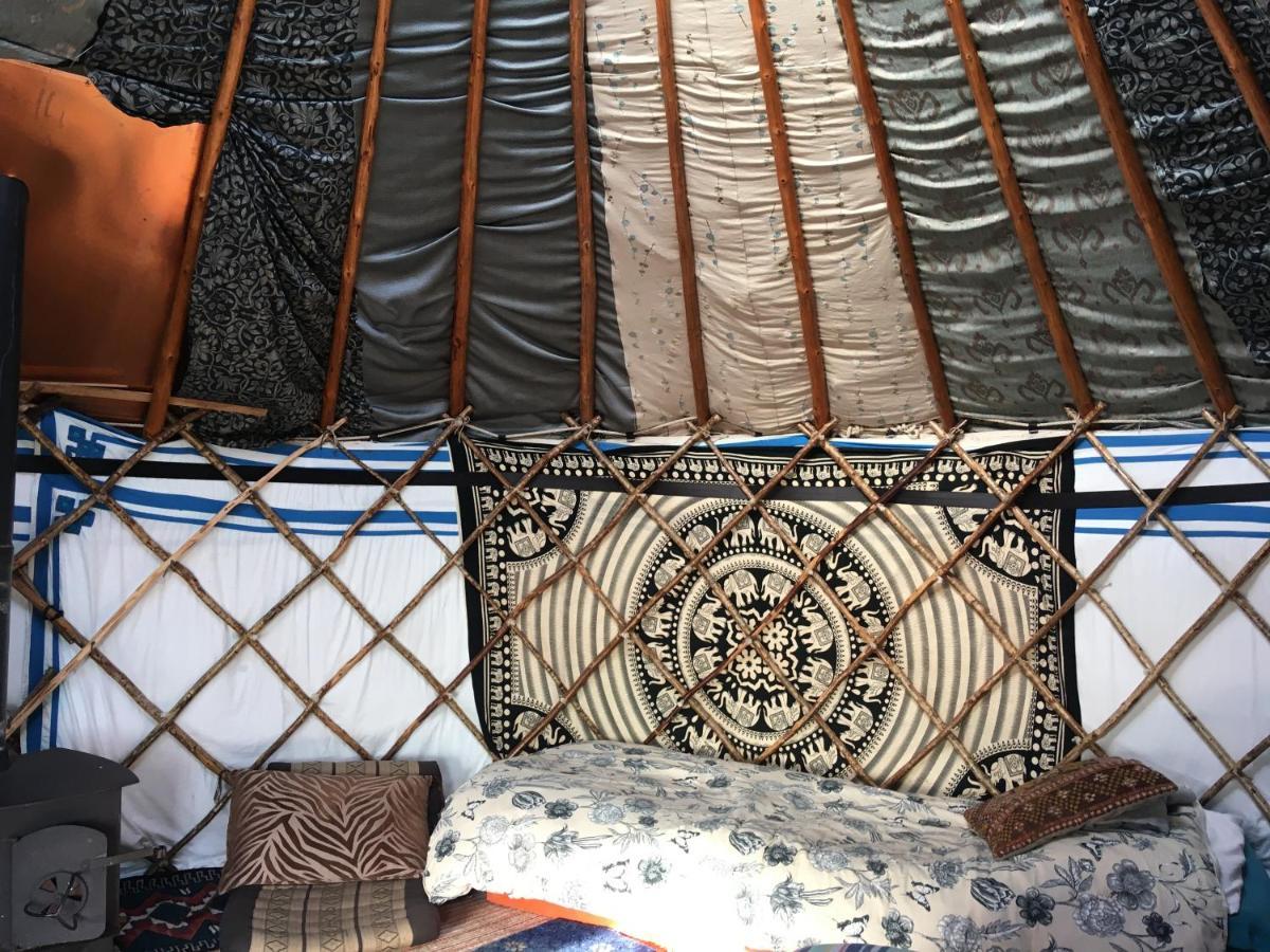 Inch Hideaway Eco Camping Whitegate  Εξωτερικό φωτογραφία